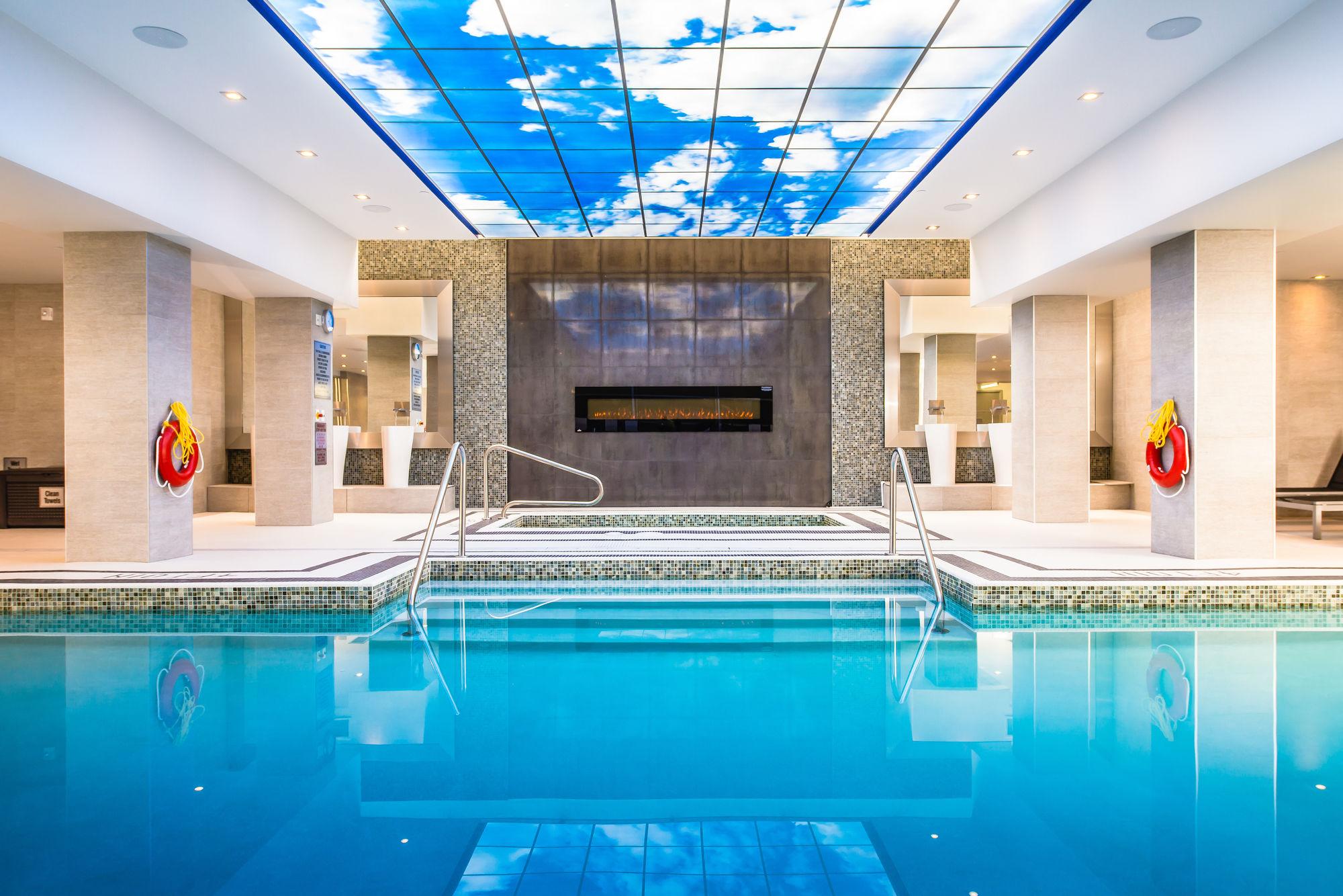 Delta Hotels By Marriott Waterloo Eksteriør billede