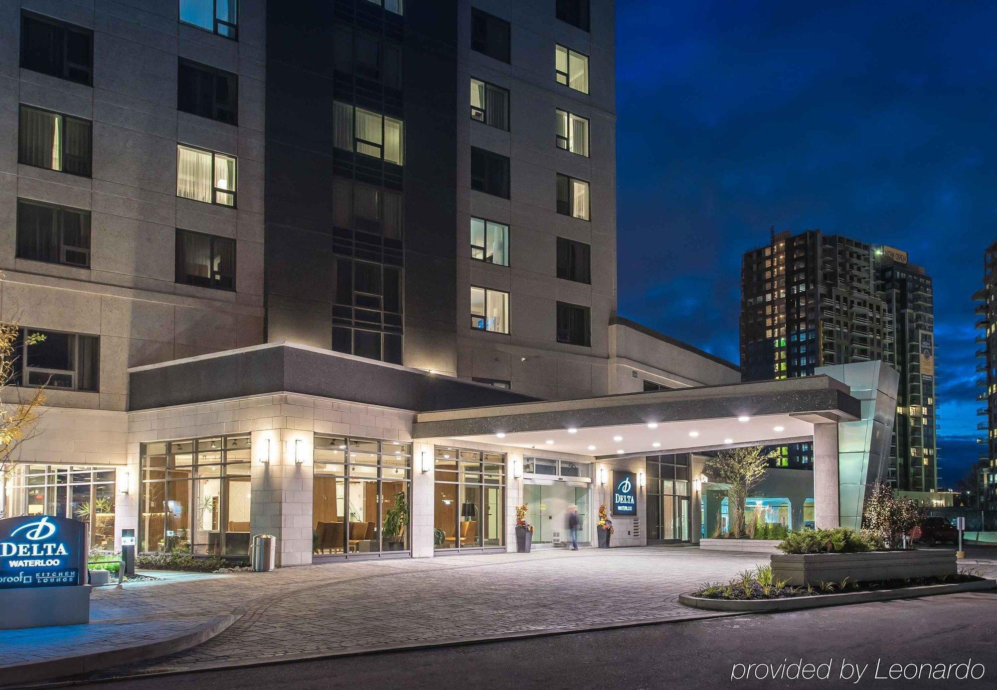 Delta Hotels By Marriott Waterloo Eksteriør billede