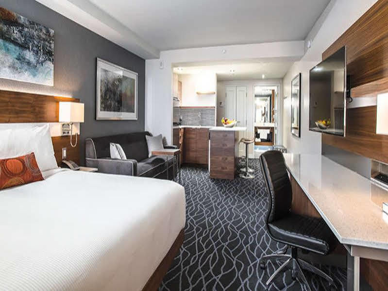 Delta Hotels By Marriott Waterloo Eksteriør billede