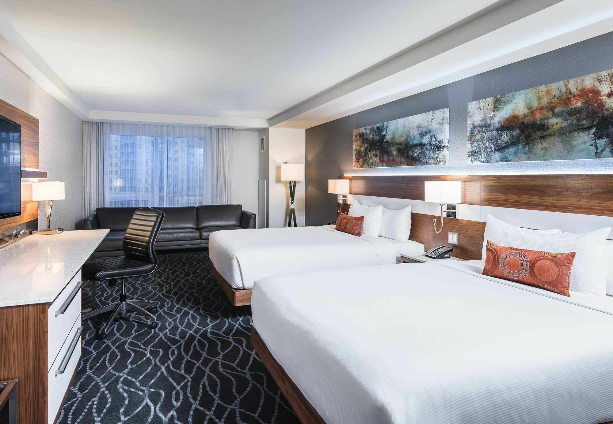 Delta Hotels By Marriott Waterloo Eksteriør billede